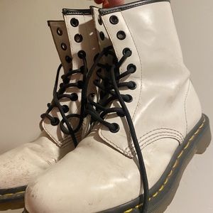White docs